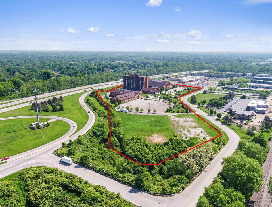 Redevelopment Opportunity: 4560 Hilton Corporate Dr, Columbus, OH 43232